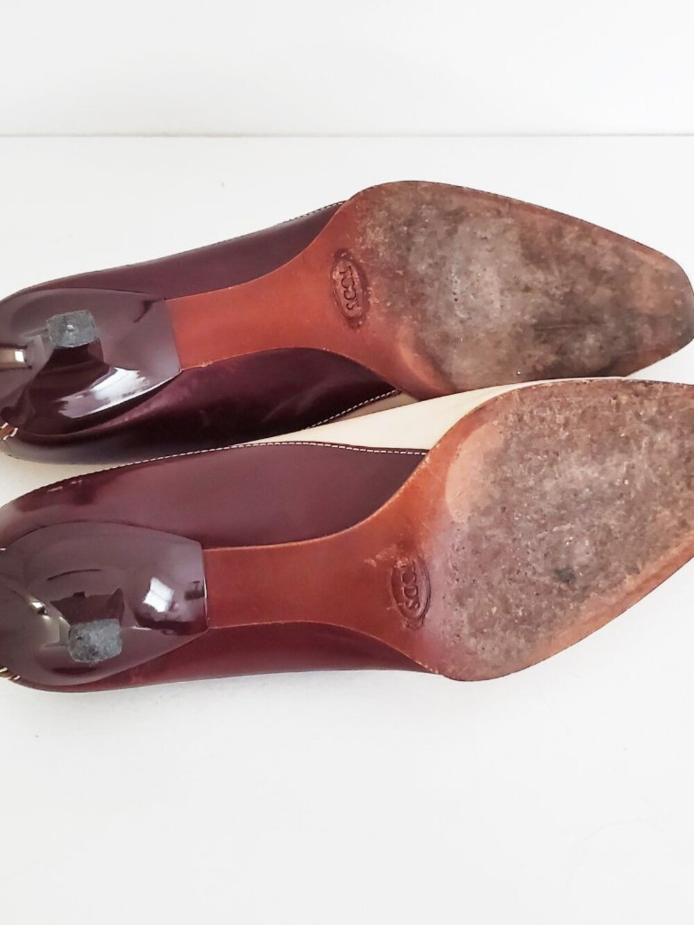 Tod's Penny Loafer Beige & Brown Leather Kitten Heel Pumps Sz 38.5 - Picture 11 of 13